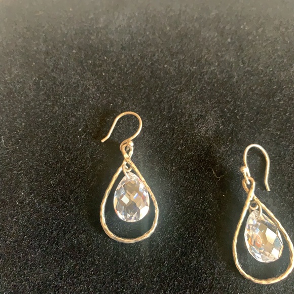 Sterling silver and crystal earrings - Picture 2 of 3